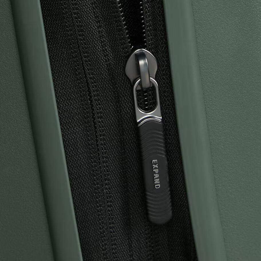 Samsonite Restackd Carry-on 21