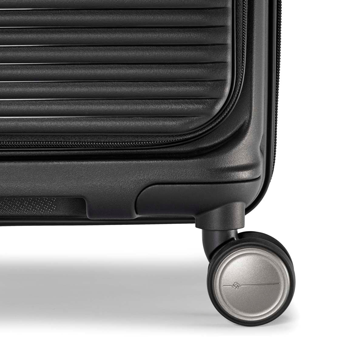 Samsonite Paralux Carry-on 17