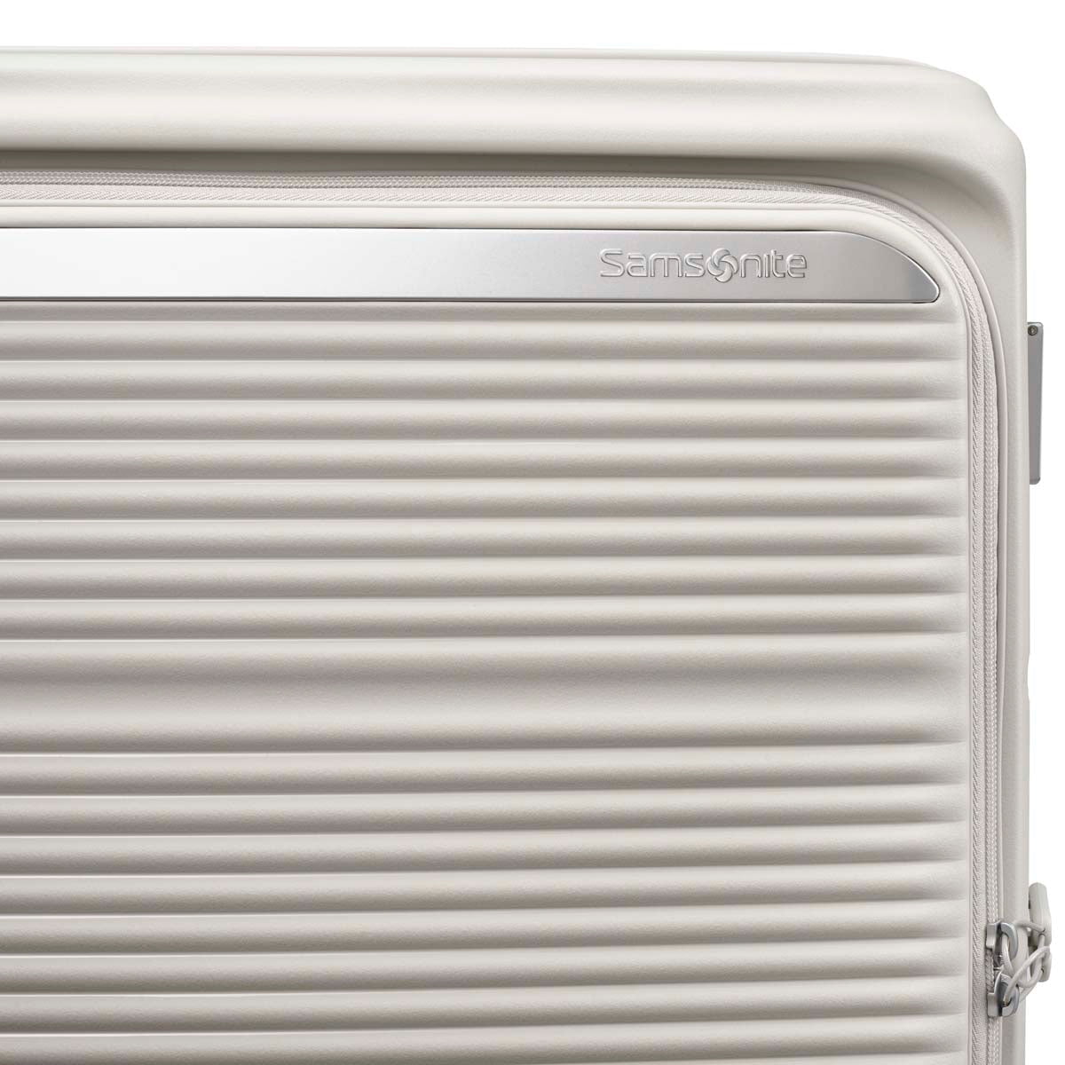Samsonite Paralux Carry-on 46