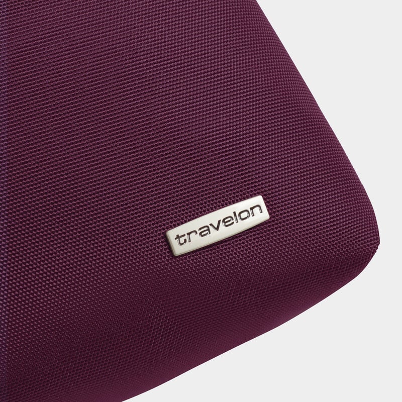 Travelon Anti-Theft Classic Crossbody 19