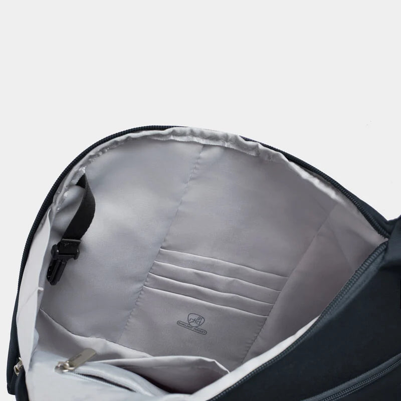 Travelon Anti-Theft Classic Crossbody 36