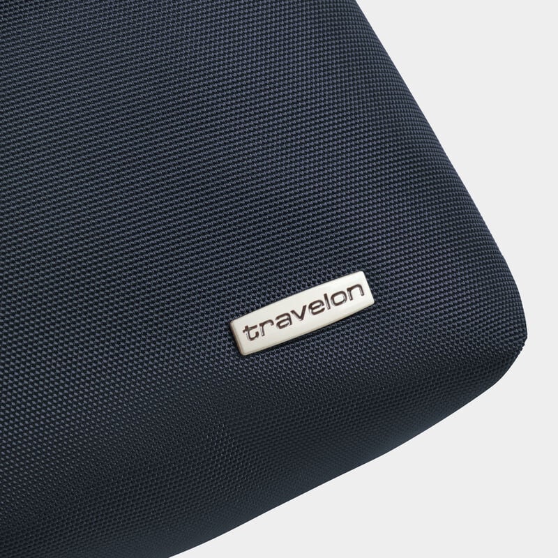 Travelon Anti-Theft Classic Crossbody 37