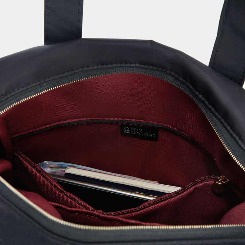 Travelon Anti-Theft Addison Large Backpack 20