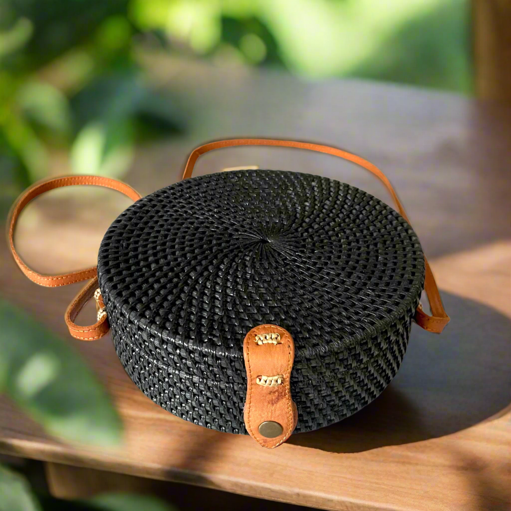 Round Rattan Purse - Black 3