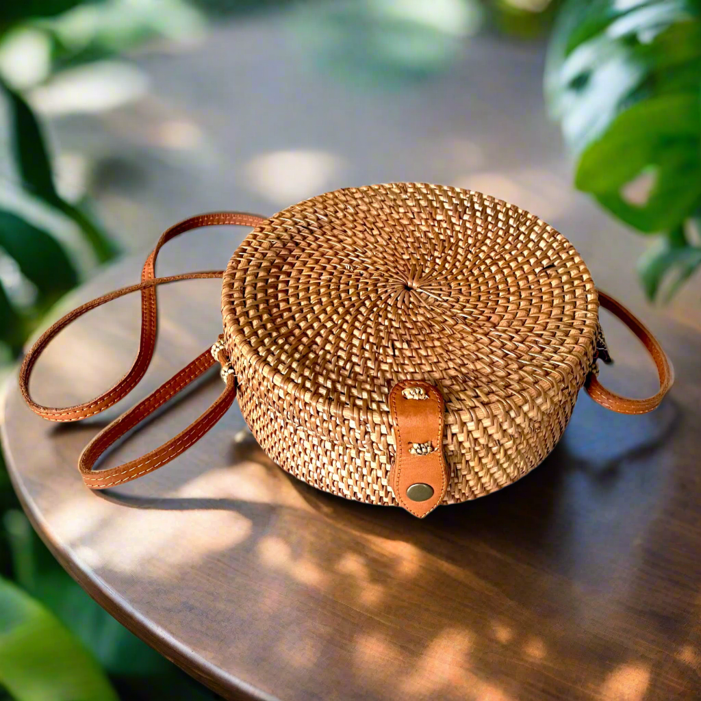 Round Rattan Purse - Natural 3