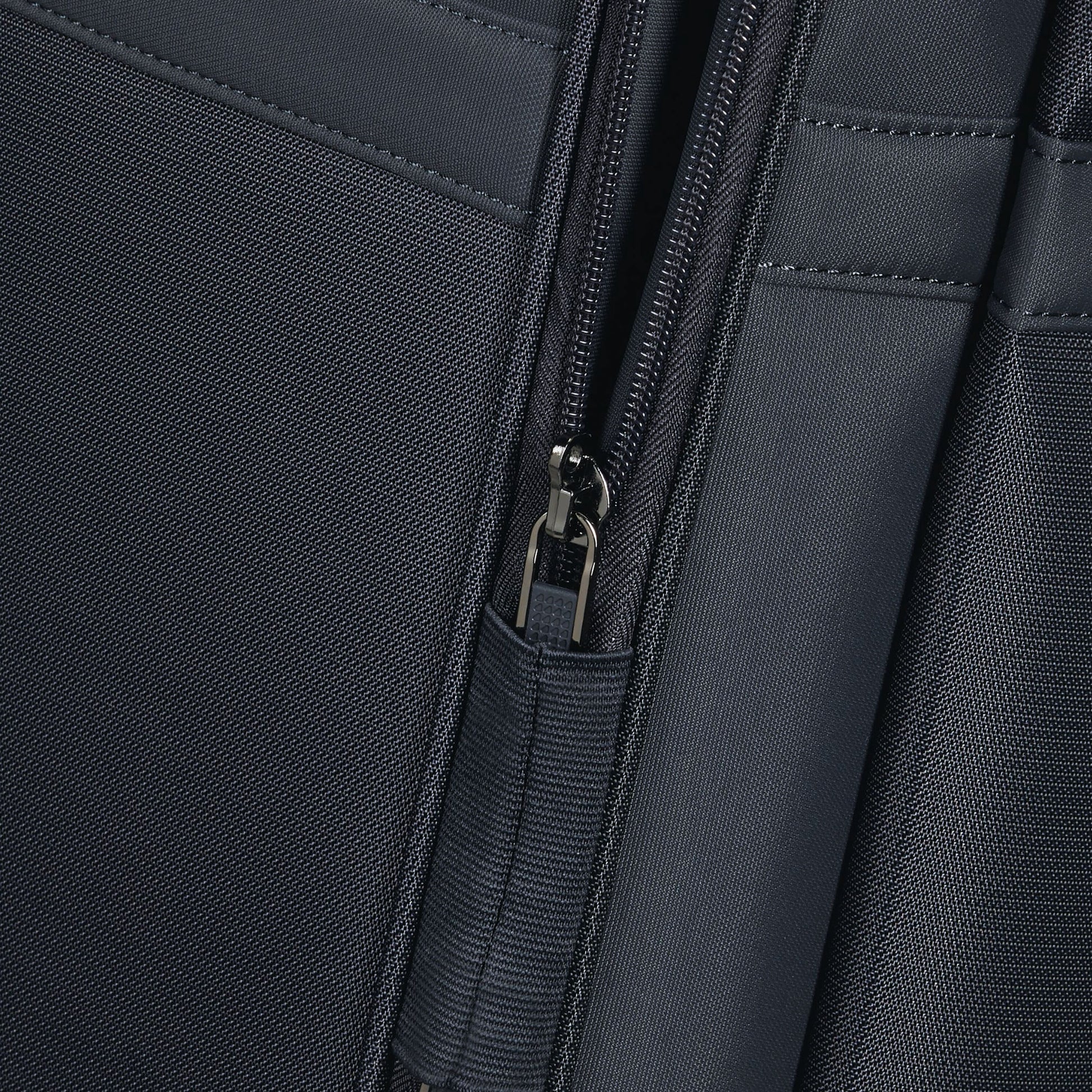 Samsonite Airea Medium 8