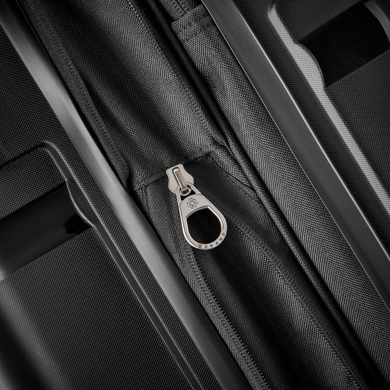 Samsonite Outline Pro Medium 24