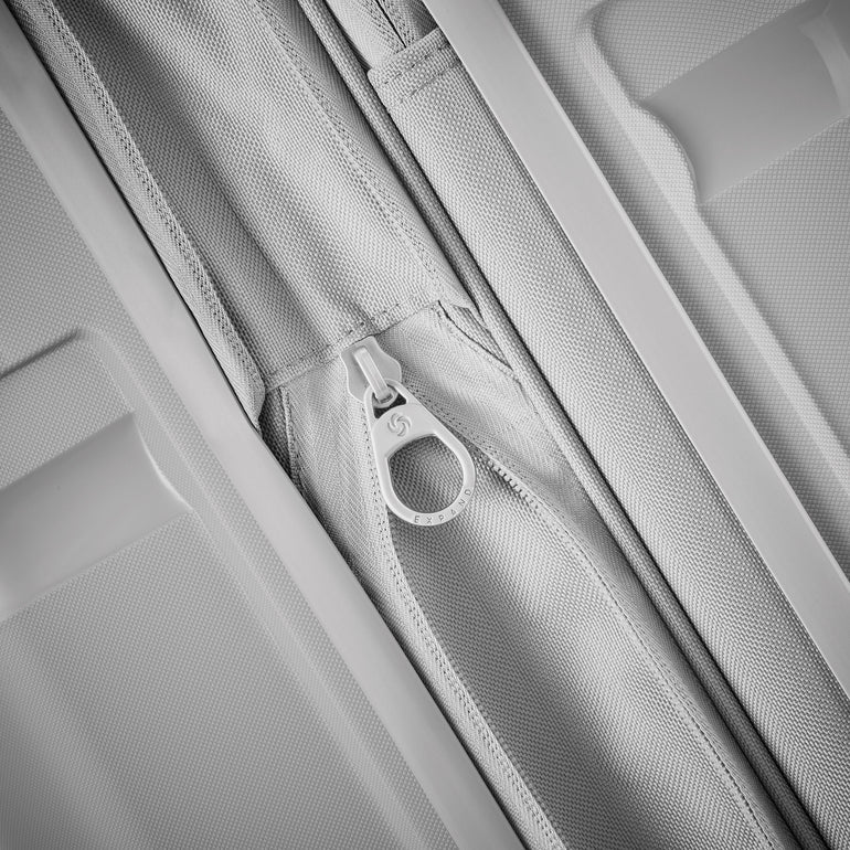 Samsonite Outline Pro Carry-on