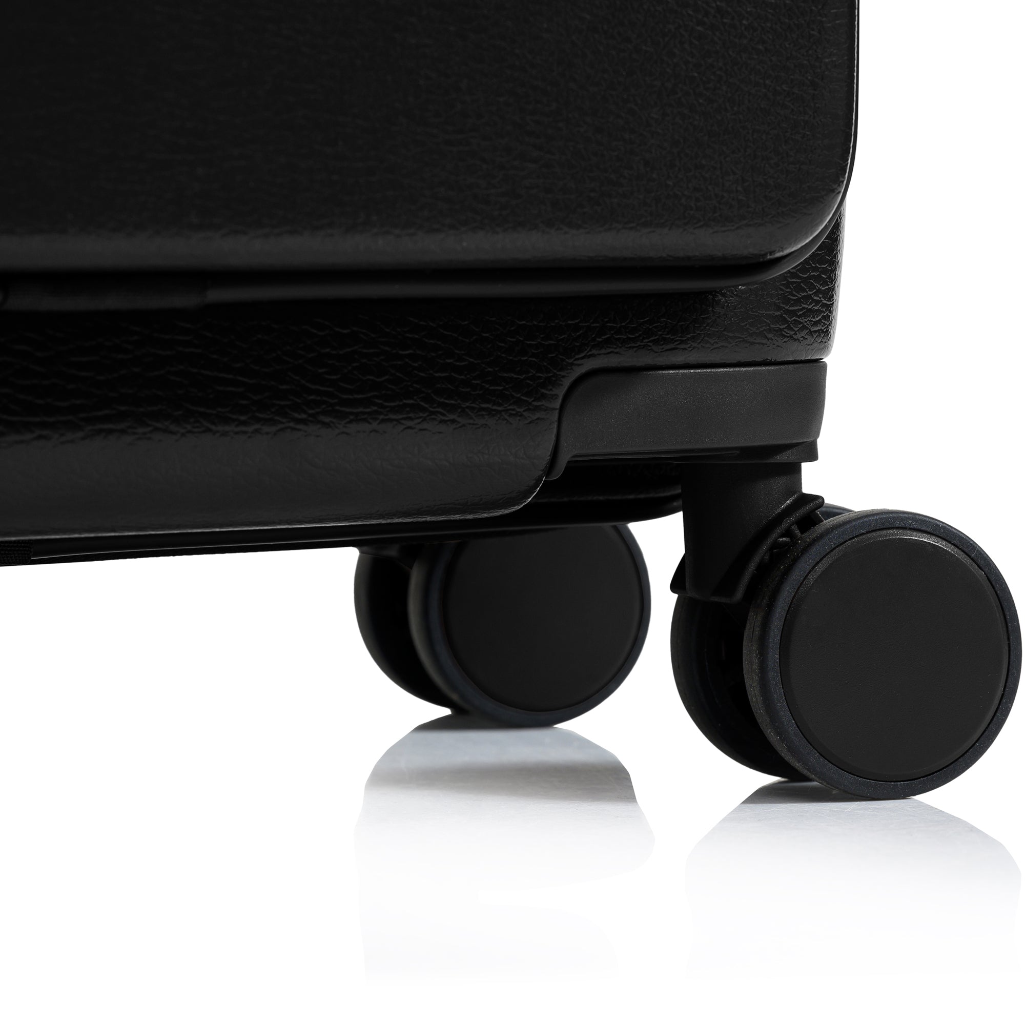 Champs Onyx Carry-on 8