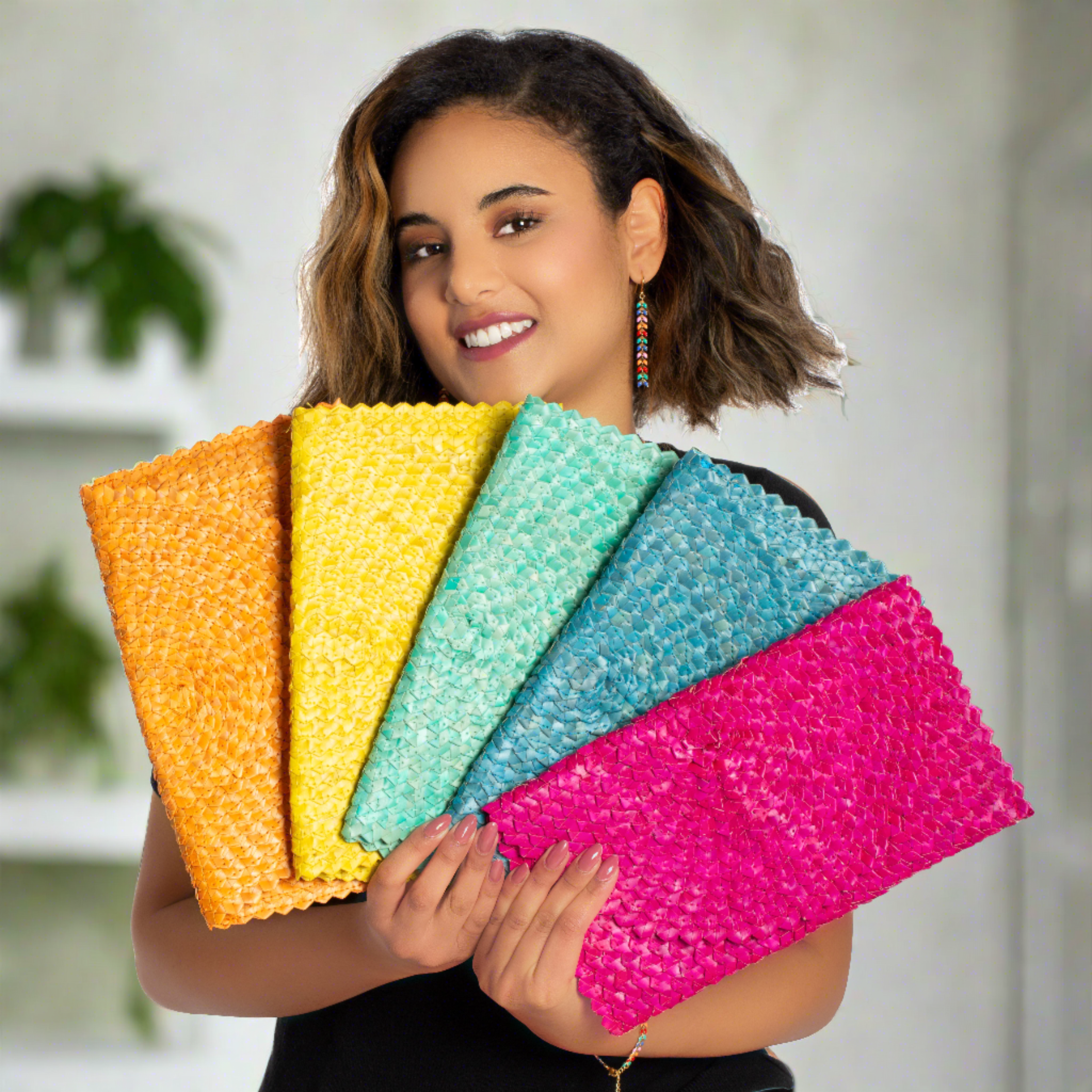 Pandan Leaf Clutch Purse - Pink 4