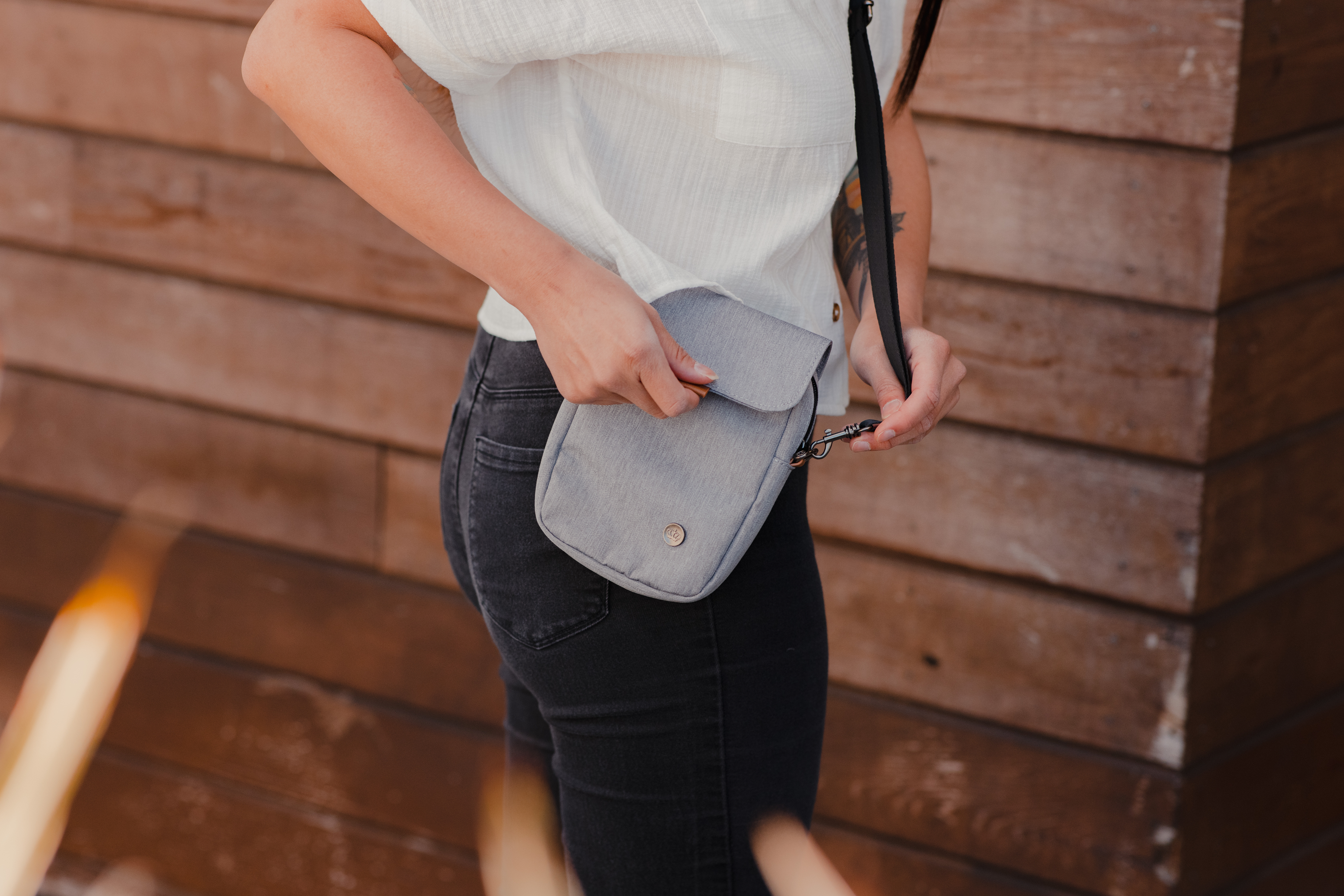 PKG Burrard 1L Cross-body | Shoulder bag 4